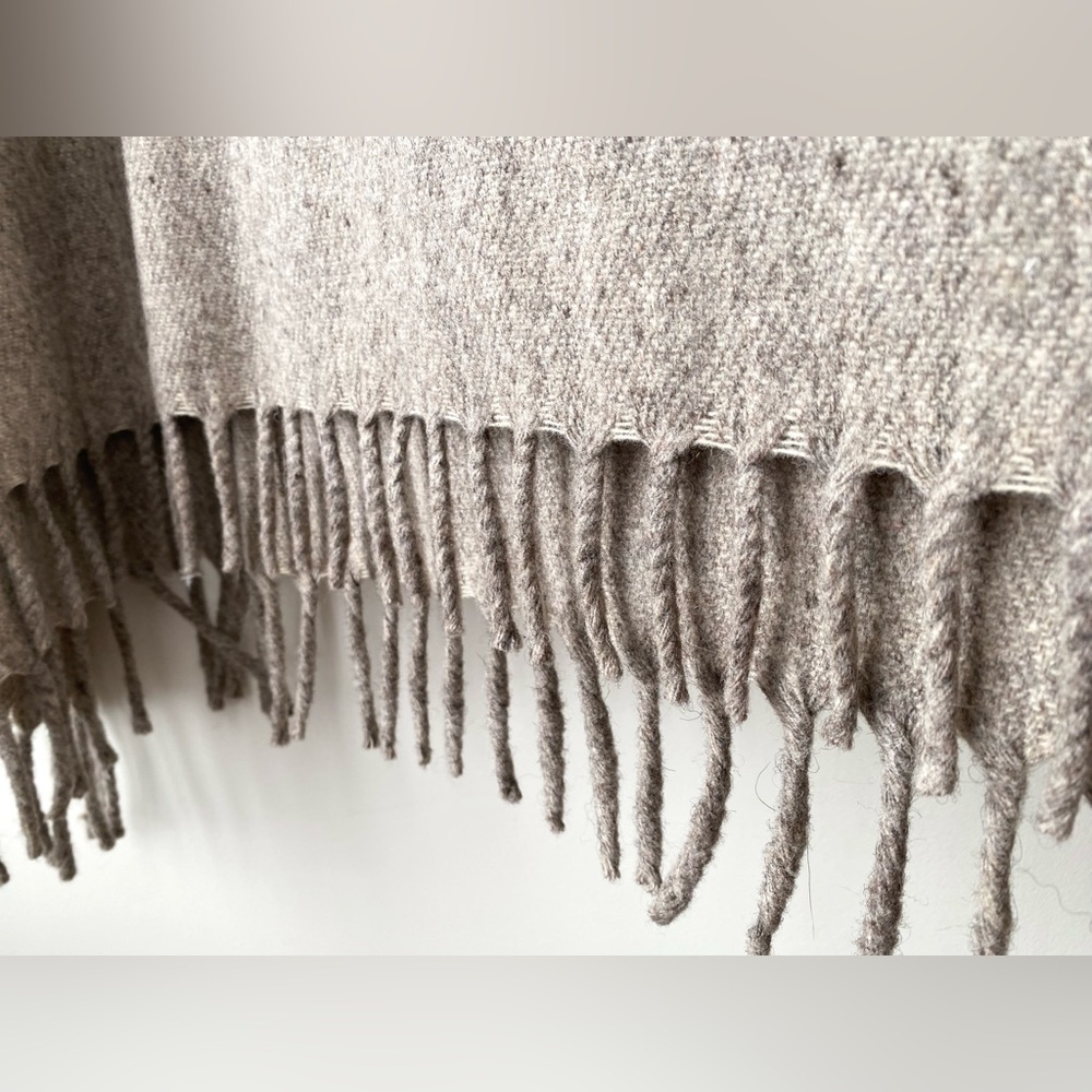 Fringed hem poncho with Egyptian-look print around collar - Picture 10 of 13